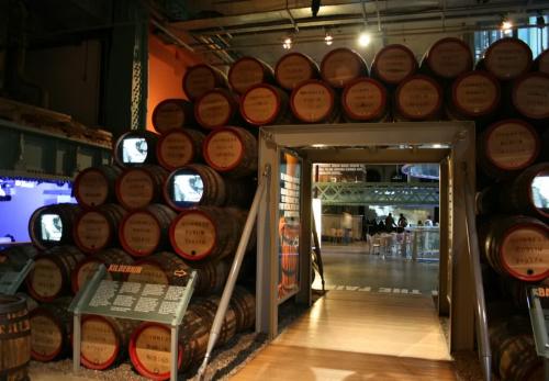 工業(yè)除濕機(jī)解決釀酒廠的難題 工業(yè)除濕機(jī)解決釀酒廠的難題